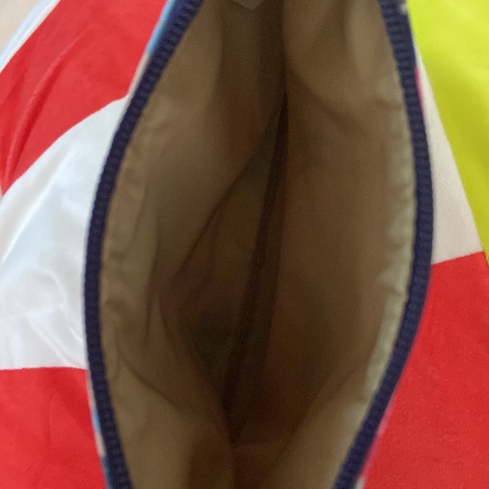 Coach Pouch - Picture 3 of 6